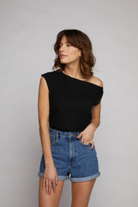 drop shoulder top