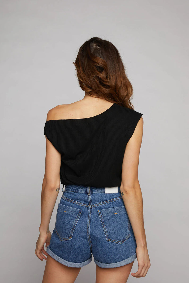 drop shoulder top