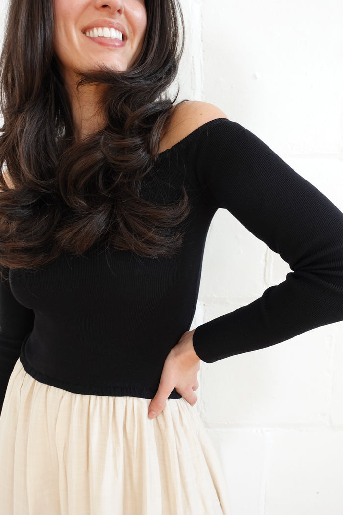 off-shoulder bicolor scallop midi dress