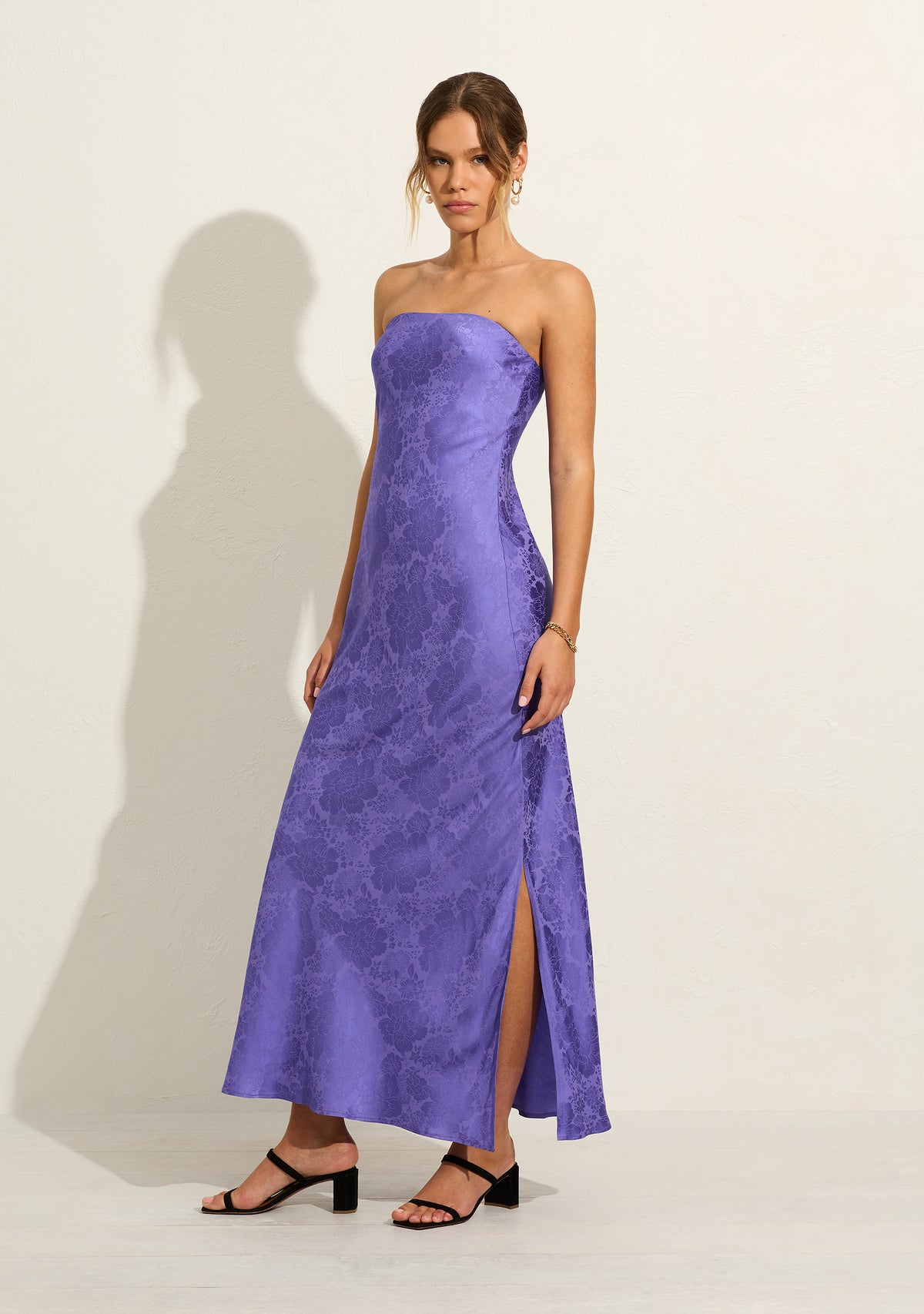 astrid floral maxi dress Astrid Smocked Floral Print Tiered Midi Dress